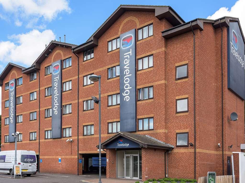 Travelodge Park Royal Londres Extérieur photo