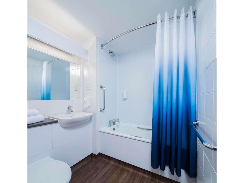 Travelodge Park Royal Londres Chambre photo