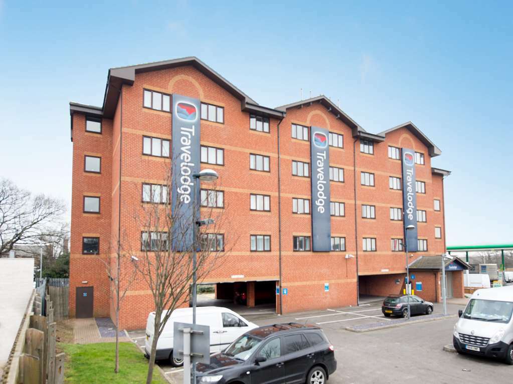 Travelodge Park Royal Londres Extérieur photo